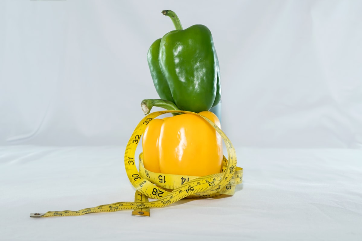 Consultant nutriționist discutând despre sănătate și alimentație echilibrată